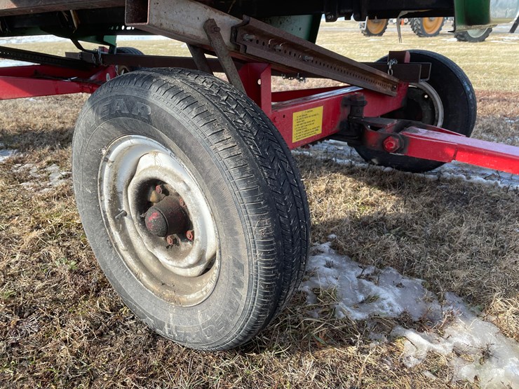 john-deere-444-image-11