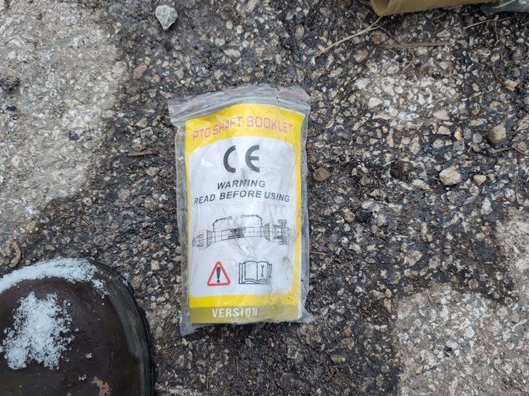 (1)-wolverine-3-point-pto-auger-with-pto-shaft-dm1-66-43h-image-10