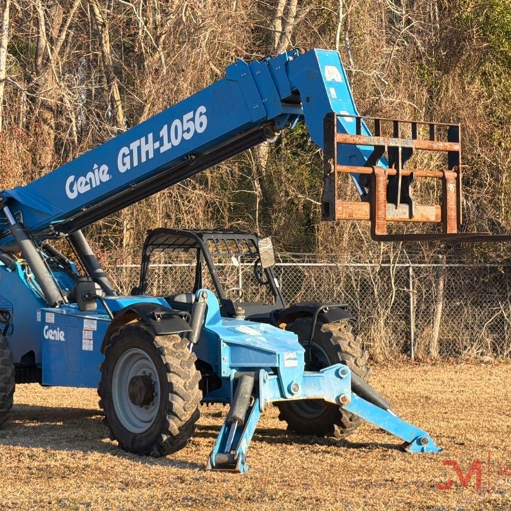 2018 GENIE GTH1056