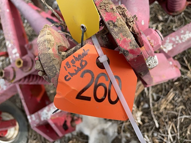tag-#260,-13-shank-massey-ferguson-image-2
