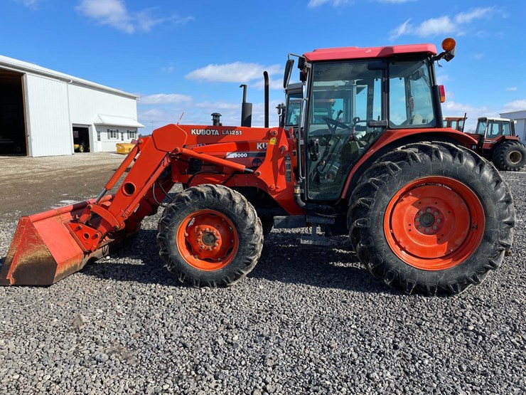 2003-kubota-m9000dtc-image-5