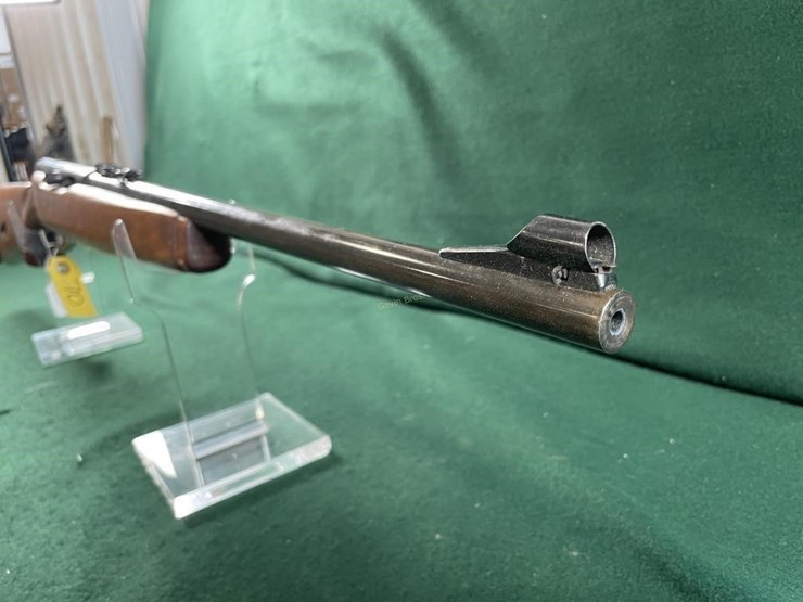 mossberg-mdl.51m-22lr-rifle-image-5