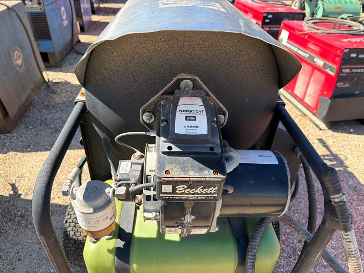 #3482-•-2600-psi-pressure-washer,-electric-image-3