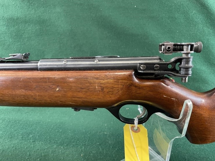 mossberg-mdl.42m-22-s,-l-or-lr-rifle-image-10