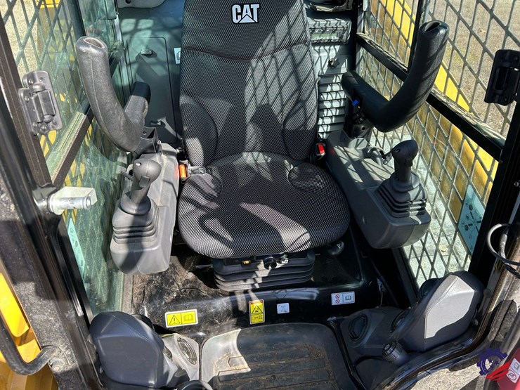 2023-caterpillar-299d3-xe-land-management-image-42