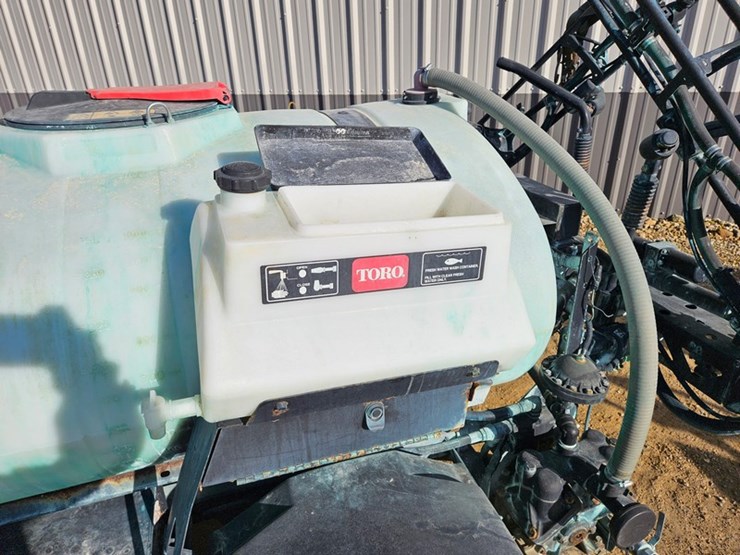#145-•-toro-mp-5700d-sprayer-image-10