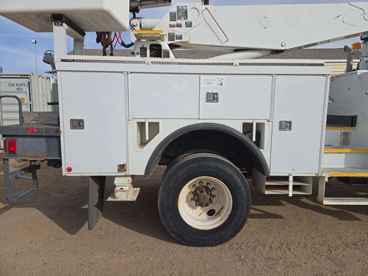 2001-international-2001-image-5