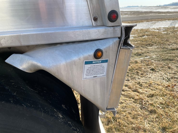 tag-#249,-2021-cornhusker-800-42'x96'-hopper-trailer-image-8