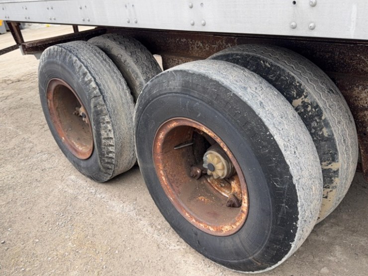 1981-fruehauf-trailer-image-10