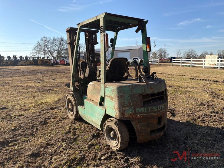 mitsubishi-fg25-image-3