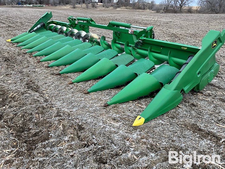 2023-john-deere-c12f-image-1