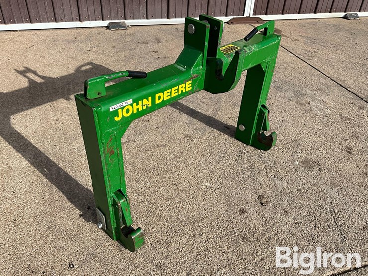 john-deere-cat-3n-3-pt-quick-hitch-image-3