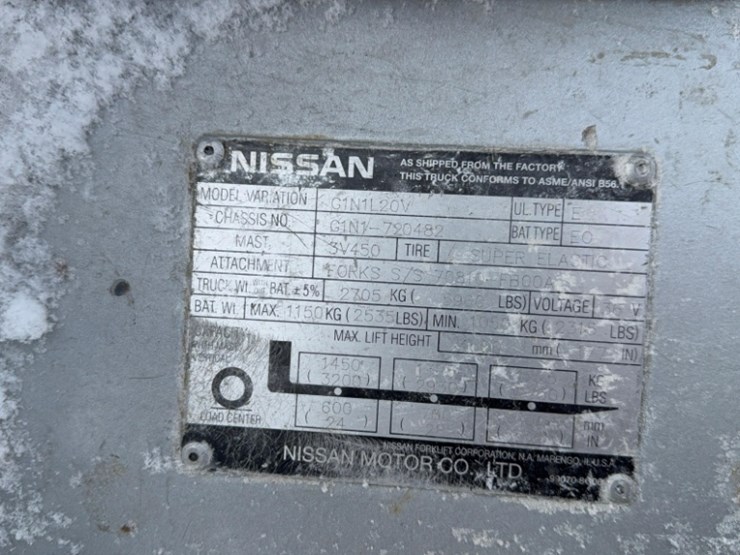 nissan-48"-forks-gray-forklift,-non-running-image-10