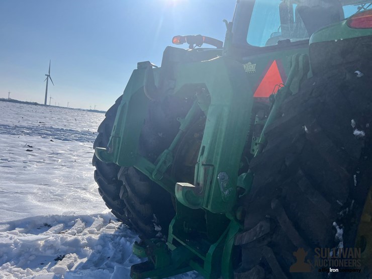 2013-john-deere-8310r-image-15