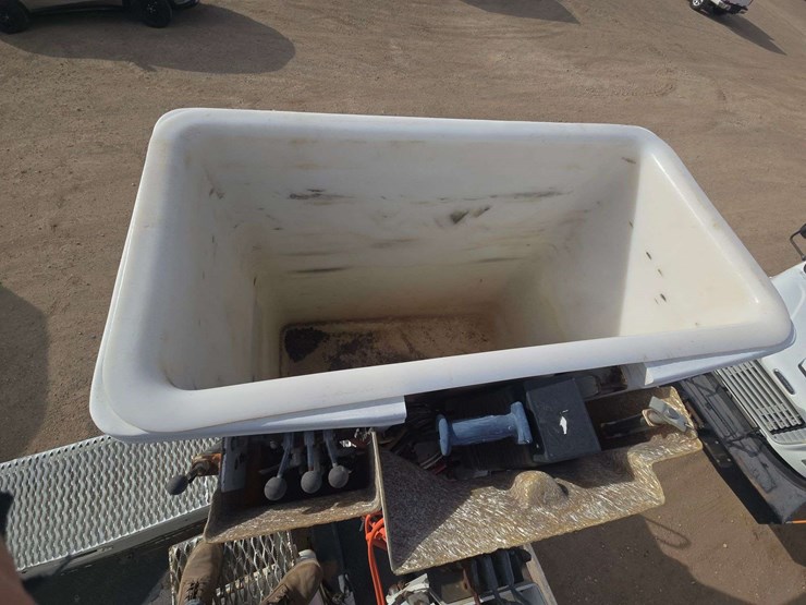 2001-international-2001-image-24