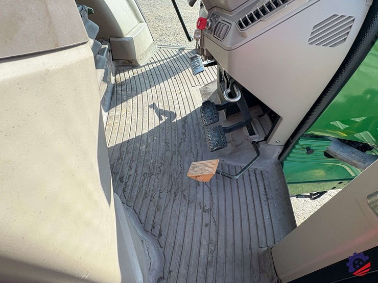 john-deere-6330-image-38