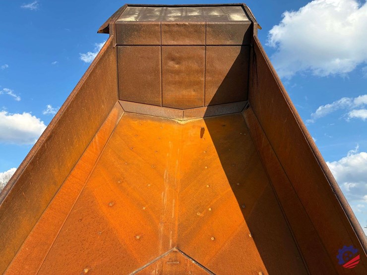 1992-caterpillar-773b-image-70