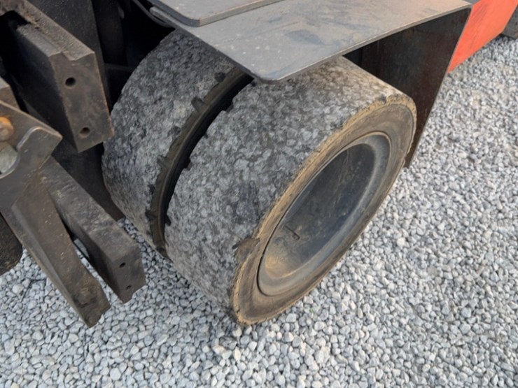 toyota-forklift-model-025fgu35,-sn#70068,-14,229-hrs,-2-stage-mast,-dual-front-wheels,-8,000-lbs-cap-image-18