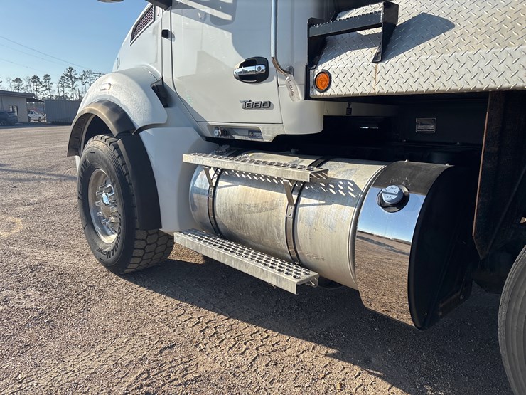 #250-•-2024-kenworth-t880-dump-truck-|-title-delay-image-9