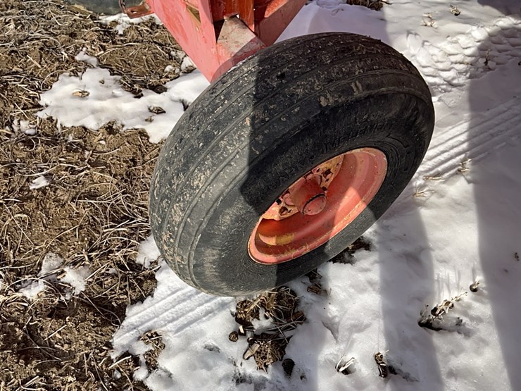 tag-#360,-gravity-wagon-w/gear-&-12'-seed-brush-auger-image-10