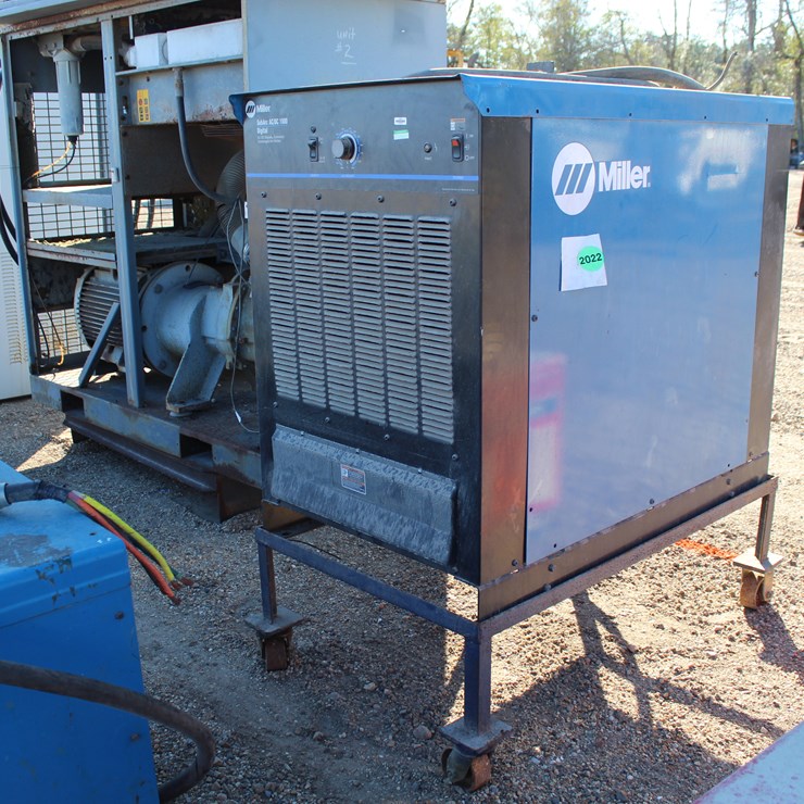 #3488 • MILLER SUBARC WELDER