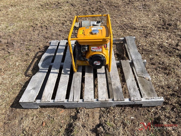 robin-eh17-portable-generator-image-2