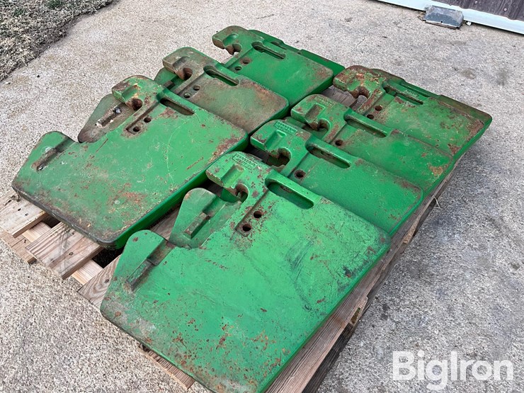 john-deere-tractor-suitcase-weights-image-1