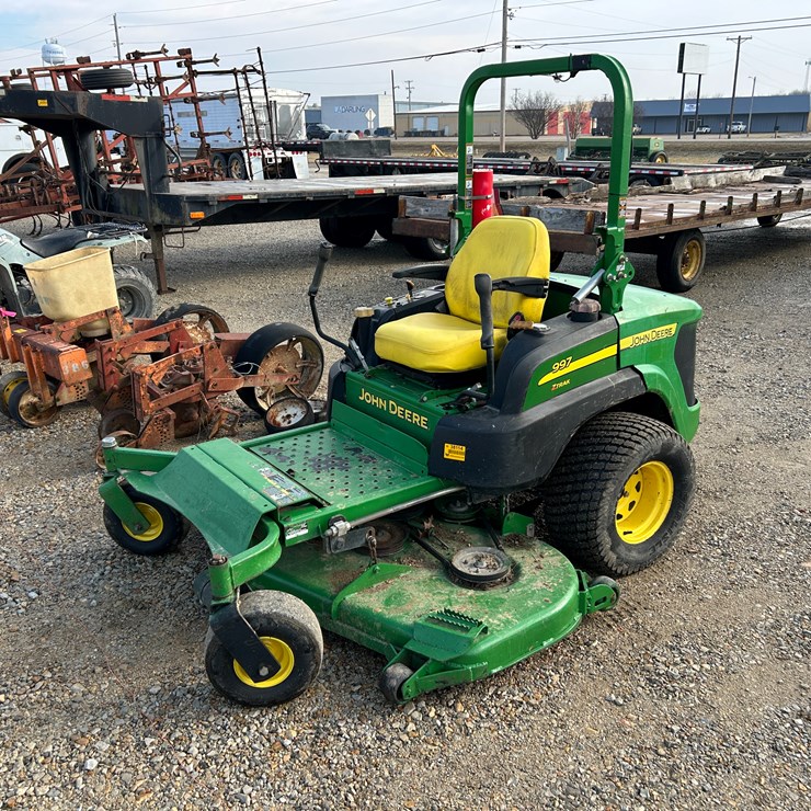 JOHN DEERE 997