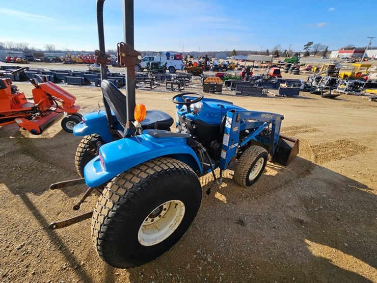 #165-•-new-holland-1630t-tractor-&-7308-loader-image-5