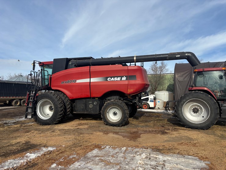 2003-case-ih-afx8010-combine-image-8