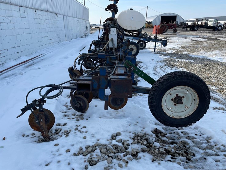 tag-#187,-9-shank-blue-jet-anhydrous-bar-image-9