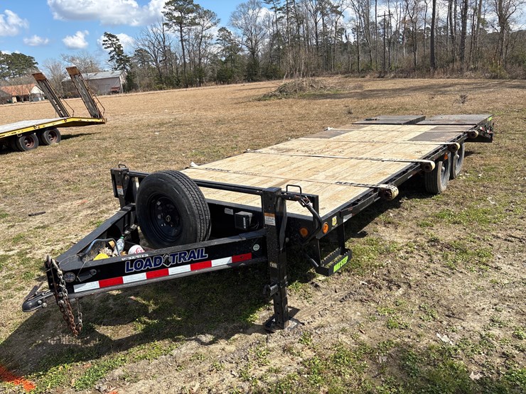 #32742-•-2023-load-trail-trailer-image-1