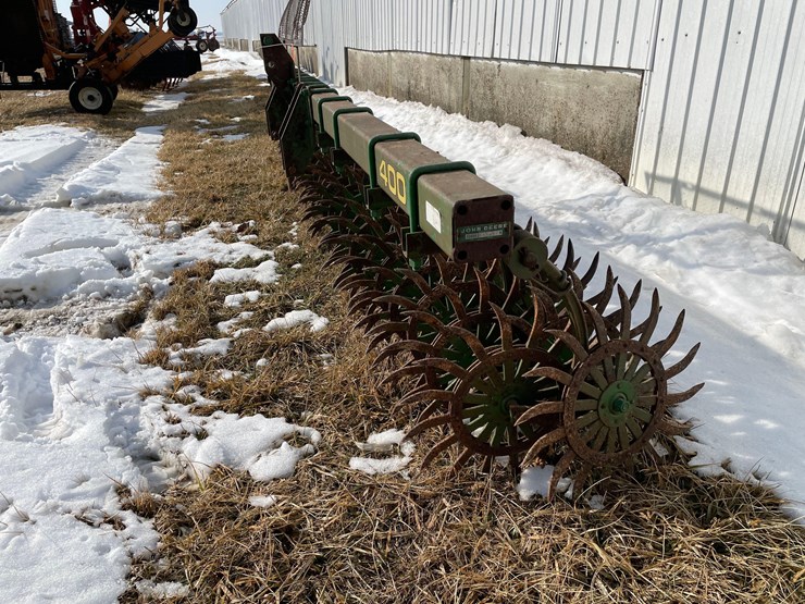 john-deere-400-image-4