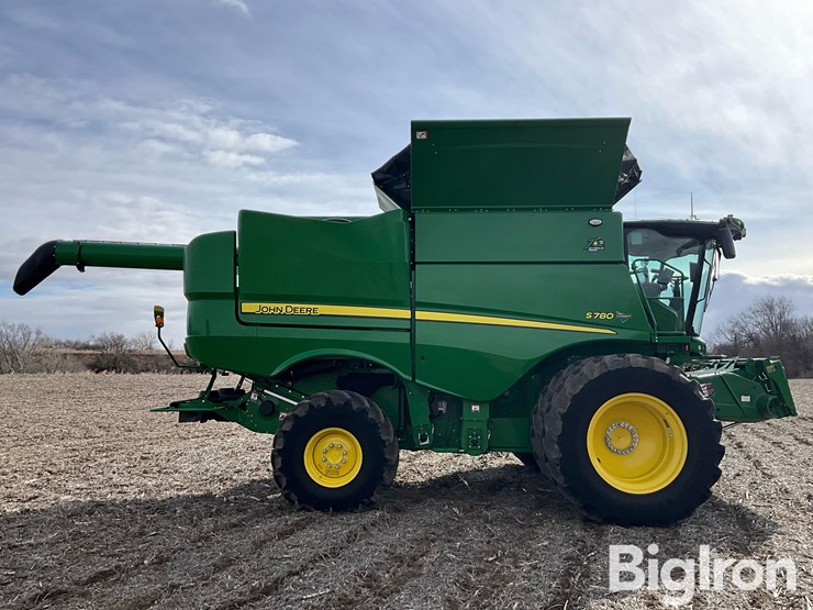 2022-john-deere-s780-image-4