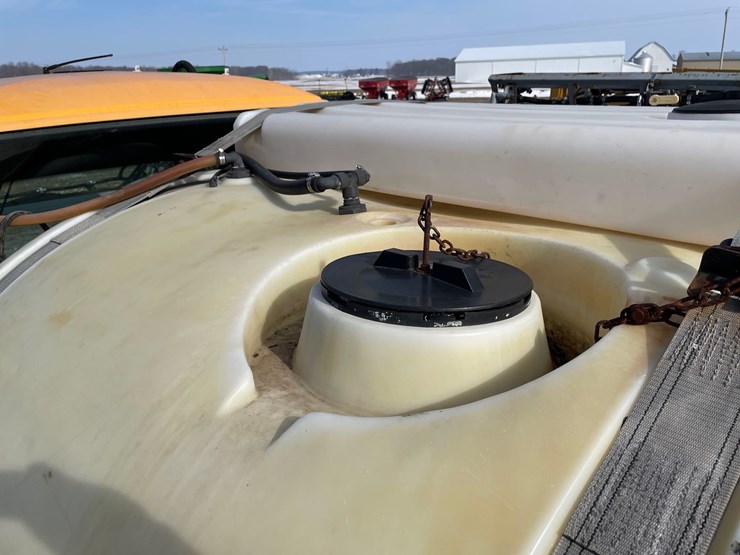 2004-hagie-sts10-image-22