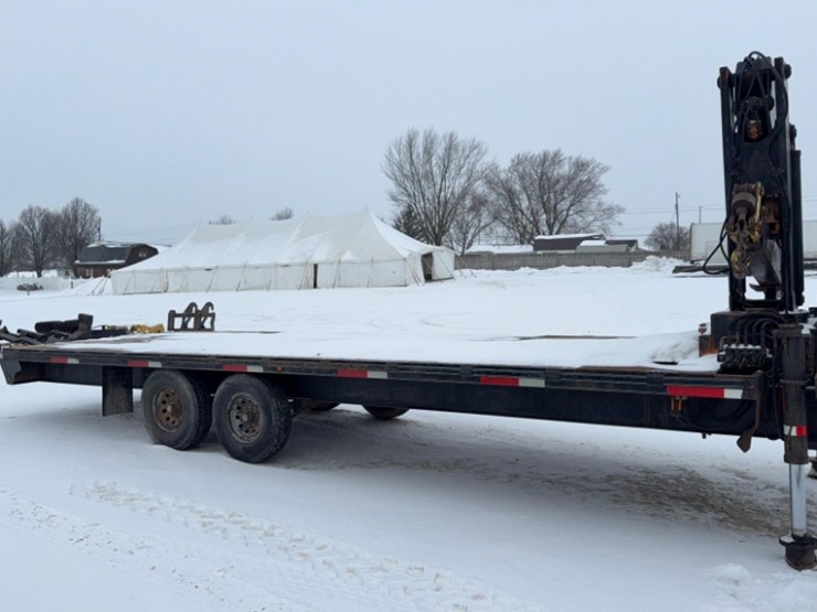 may-gooseneck-trailer,-14,000#-capacity,-no-ramps,-knuckle-boom-lift-on-front-vin#-4c8gs2629ya003492-image-3