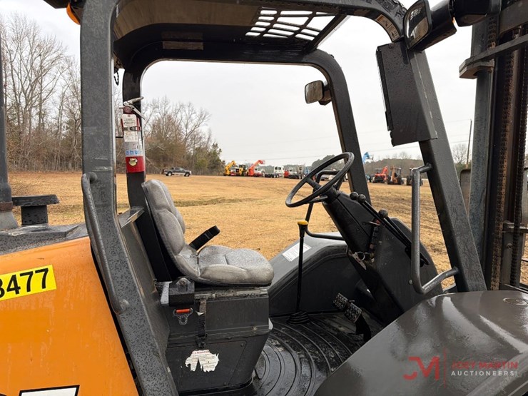 2019-case-586h-image-17