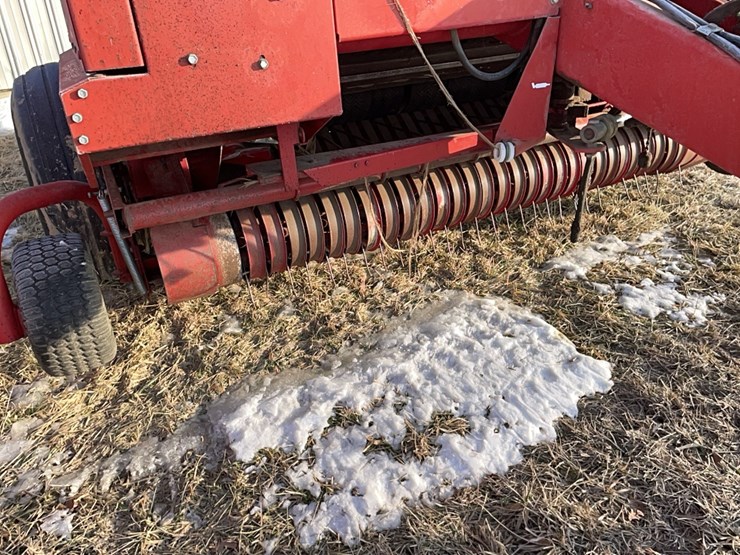 tag-#454,-case-rs551-round-baler-image-13