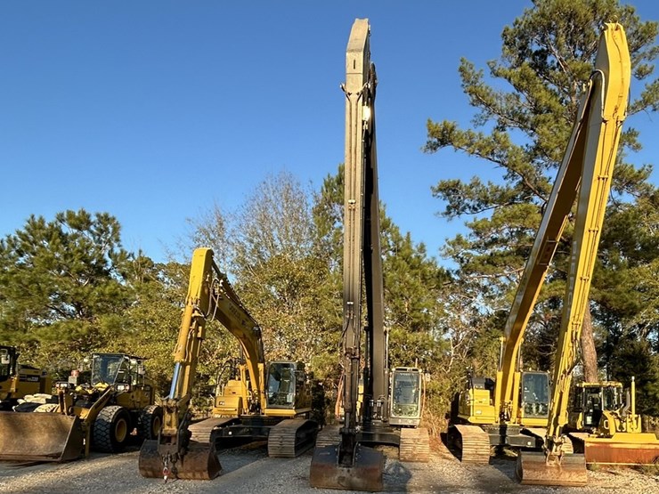 2019-volvo-ec250e-lr-image-2