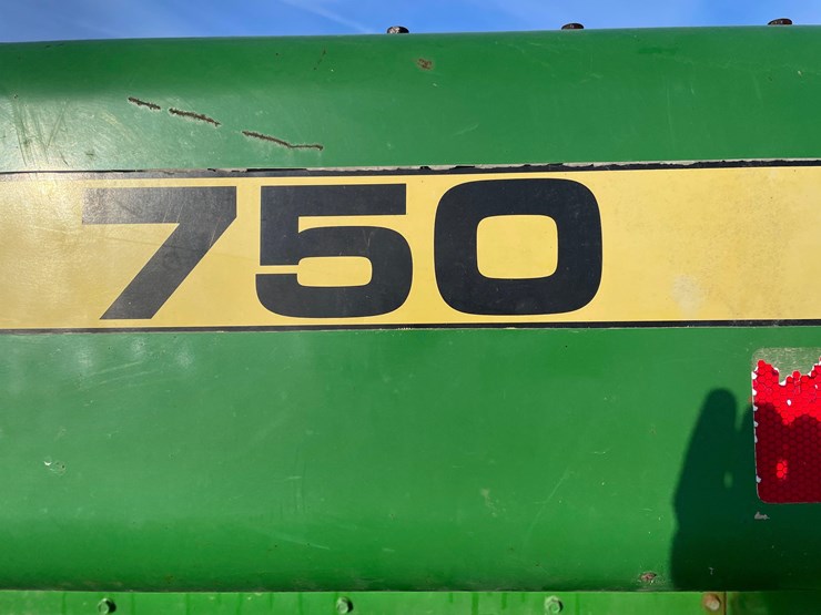 john-deere-750-image-3