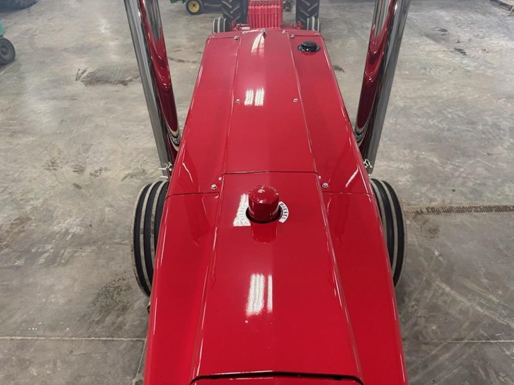 tag-#-,-1974-ih-1568-v8-diesel-tractor*-image-12