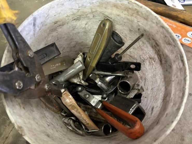 bucket-of-misc-tools-image-3