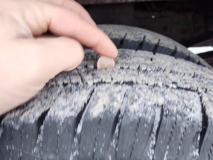 2006-ford-350-image-13