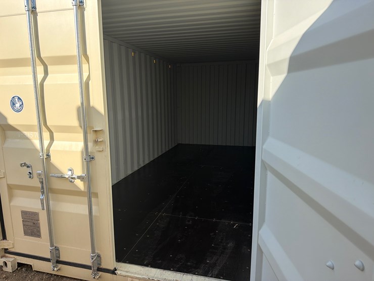 #31570-•-20ft-shipping-container-image-2