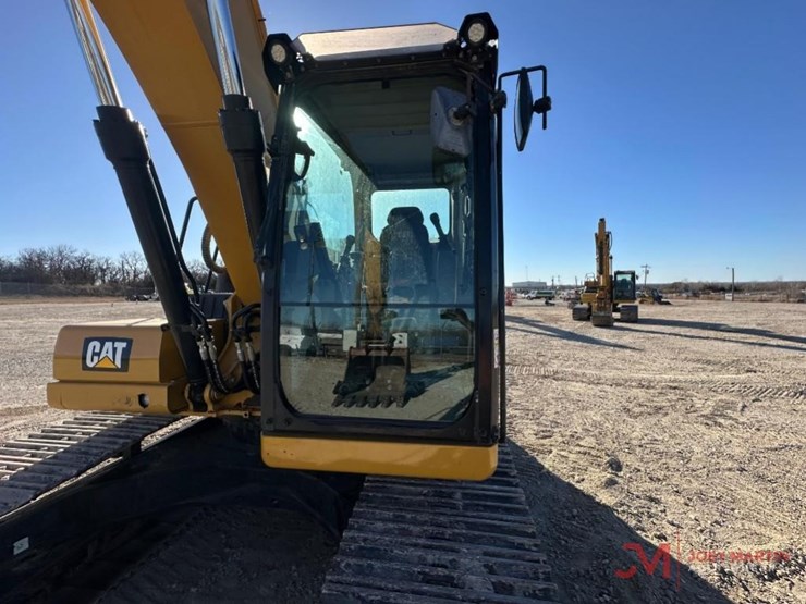 2019-caterpillar-320-image-20