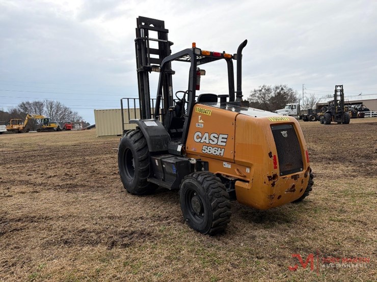 2019-case-586h-image-5