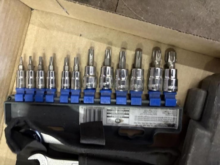 craftsman-wrenches,-tools,-more-image-2