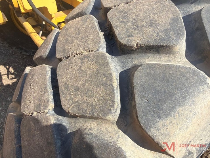 2006-volvo-g946-image-20