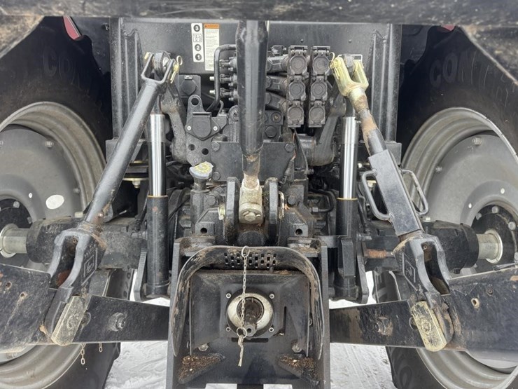 2011-case-ih-maxxum-110-image-12