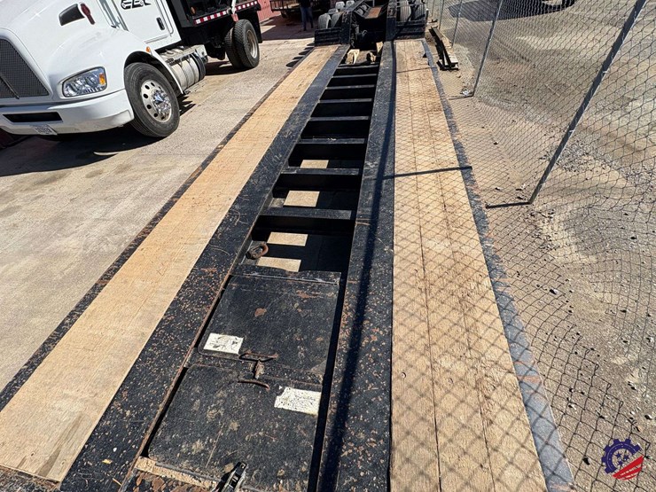 2023-fontaine-lowboy-image-69